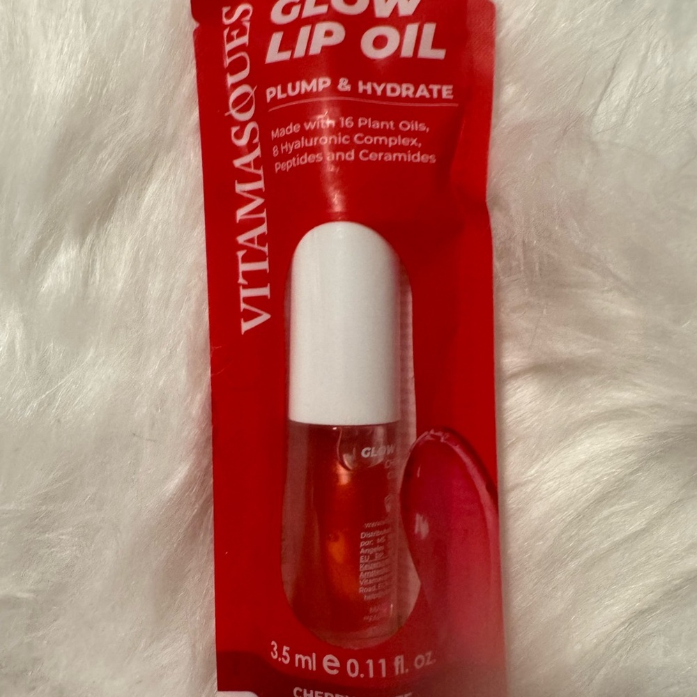 VITAMASQUES Glow Lip Oil - Cherry Red